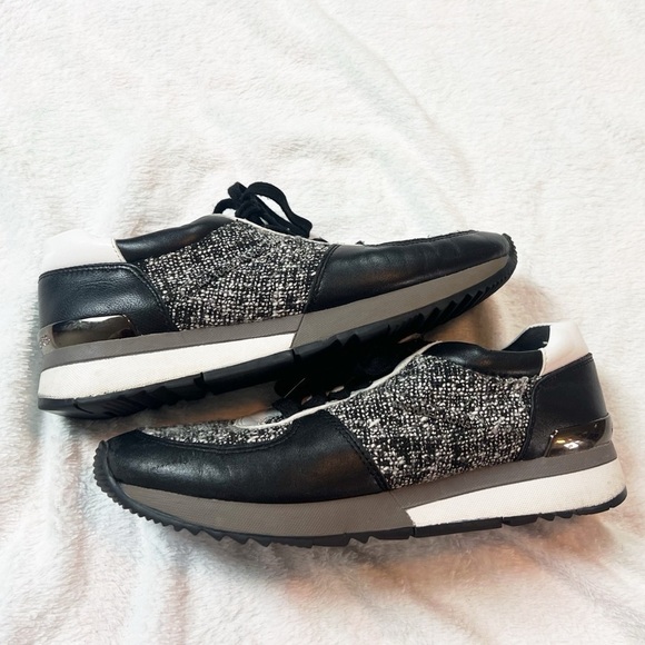 Michael Kors Allie Trainer Sneakers Lace Up Tweed Black White Leather 9.5 M - Picture 6 of 10